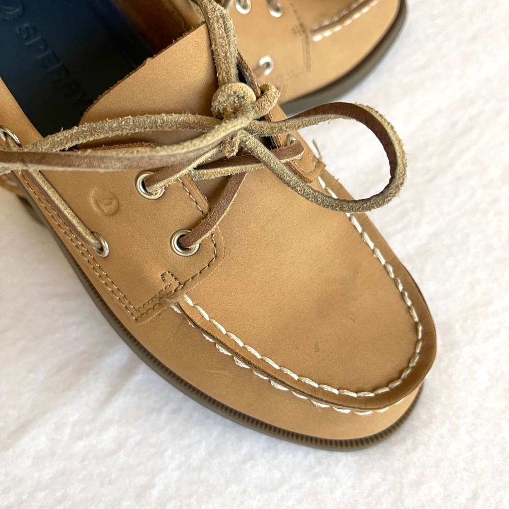 SPERRY Leather Boat Shoes Boys size 2 Yourh tan beige loafers - Picture 4 of 5